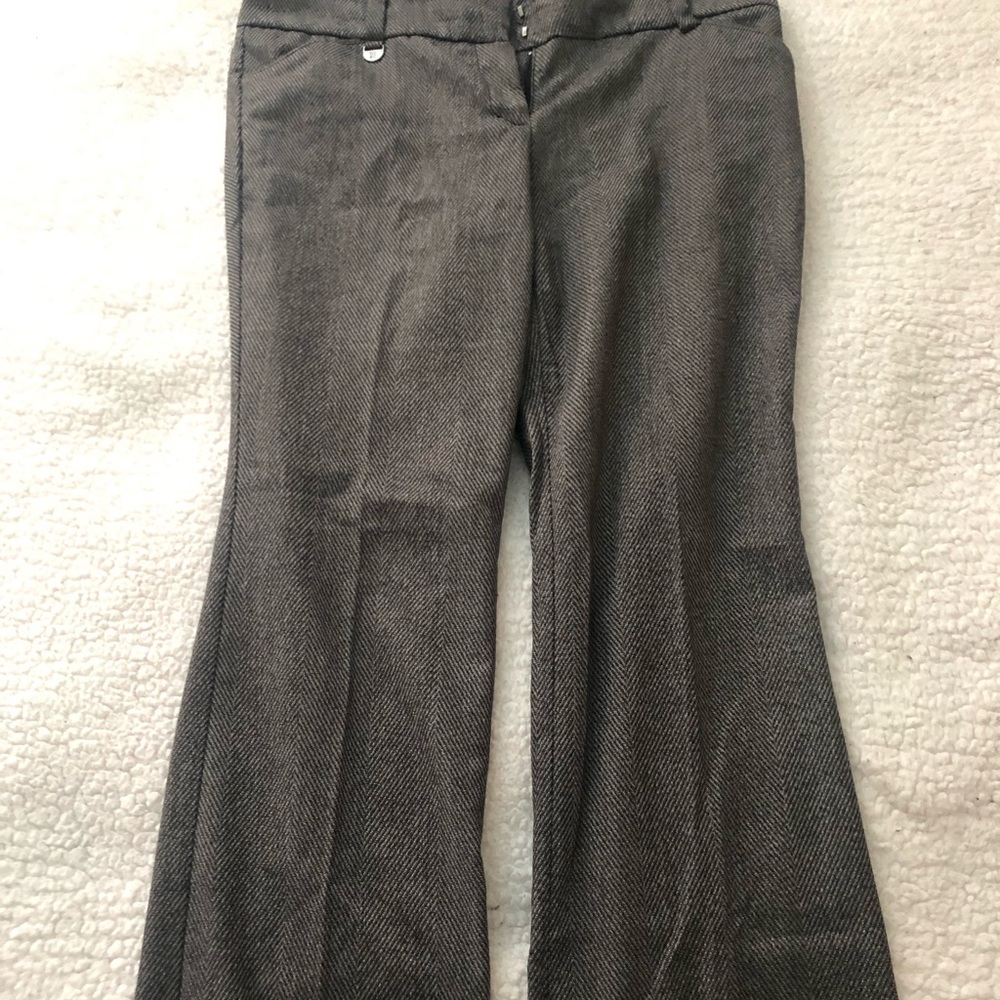 Woman’s size 10P pants